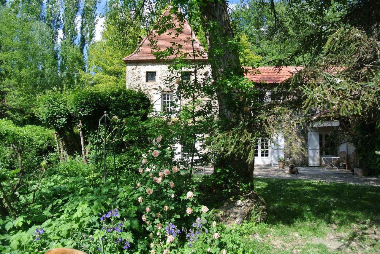Moulin De Repassat Etape Voie Verte Bazens Exterior foto